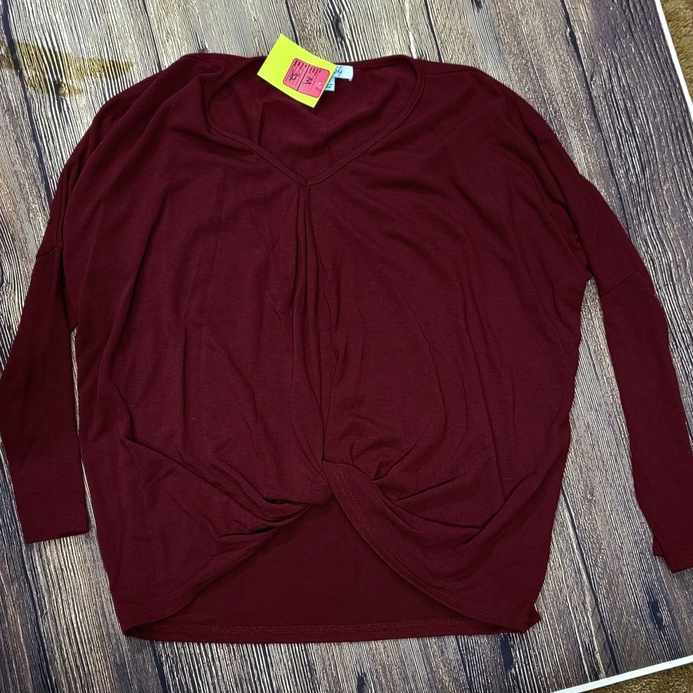 She & Sky Wine twist hem knit top